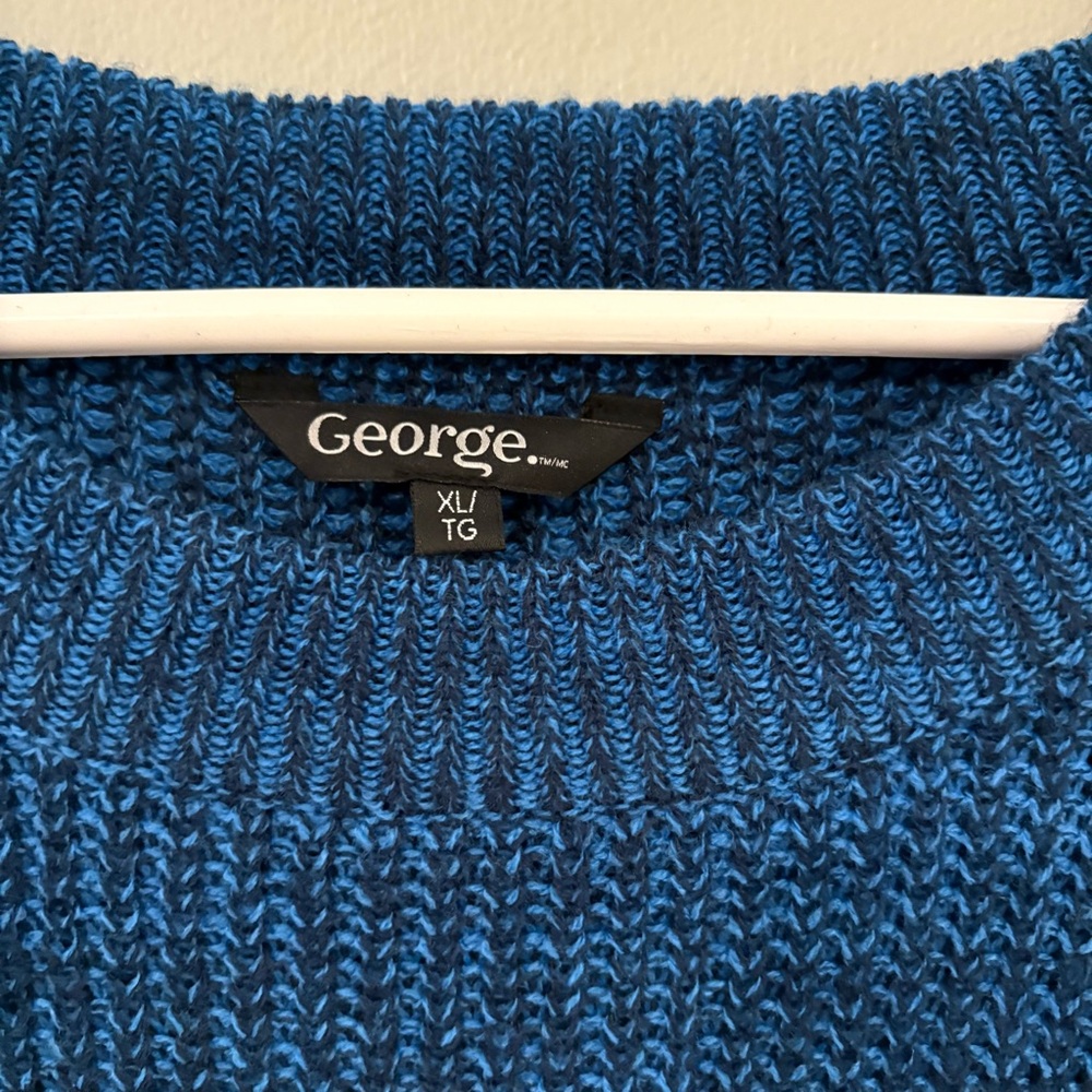 Deep Blue Heathered Cozy Crew Neck Knit Sweater - Picture 4 of 5